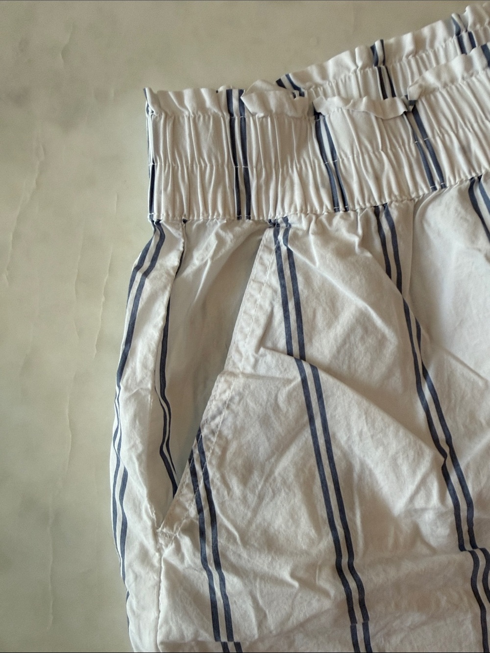 aerie White Button-Down Shirt and shorts set with Blue Stripes - Picture 4 of 4